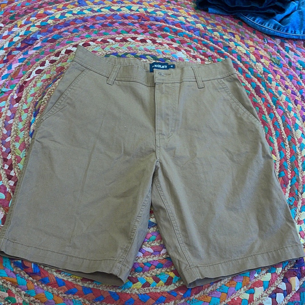 Men’s khaki/cargo shorts